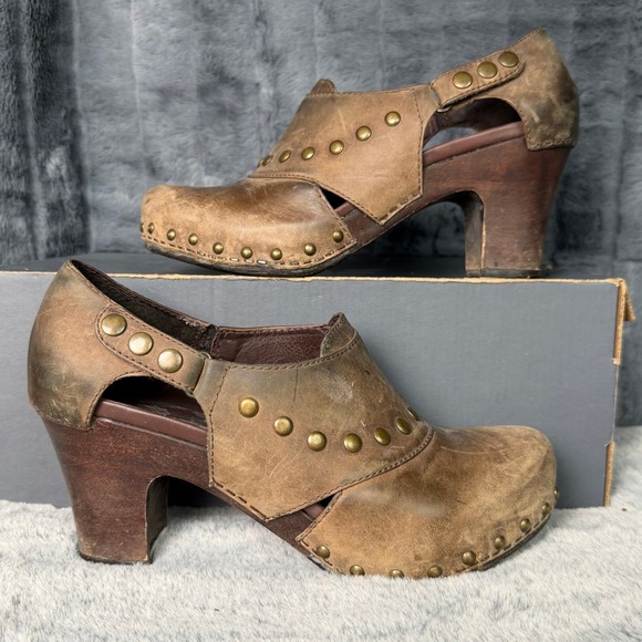 Dansko Shoes - Dansko Clog Womens 38 Brown Distressed Leather Studded Cutout Block Heel
